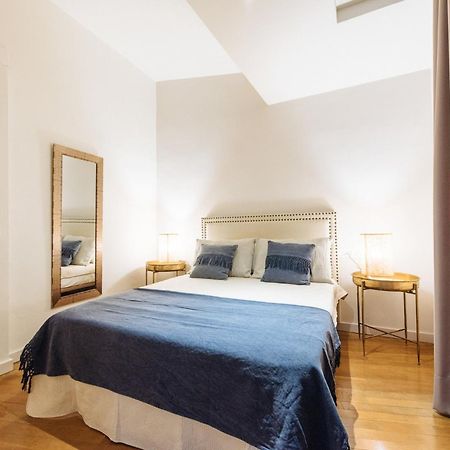Conde De Ibarra Suite Apartment Seville Room photo